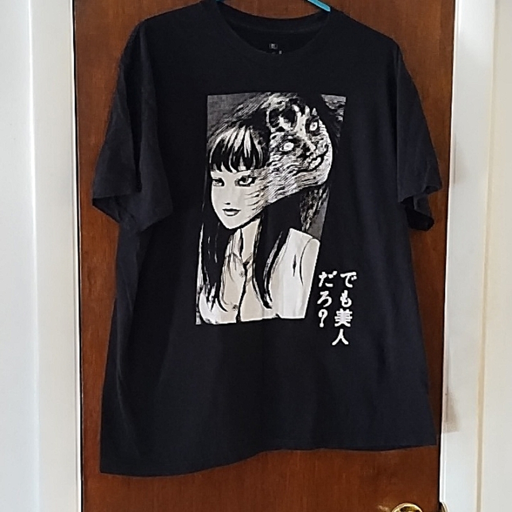 Pre-owned Tee